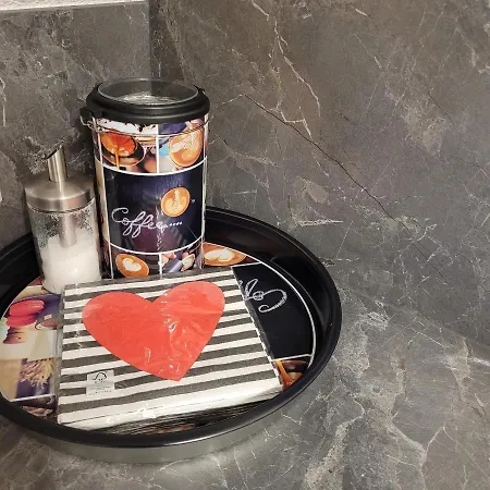 Im Schwarzwaldhaus アパート Hüfingen